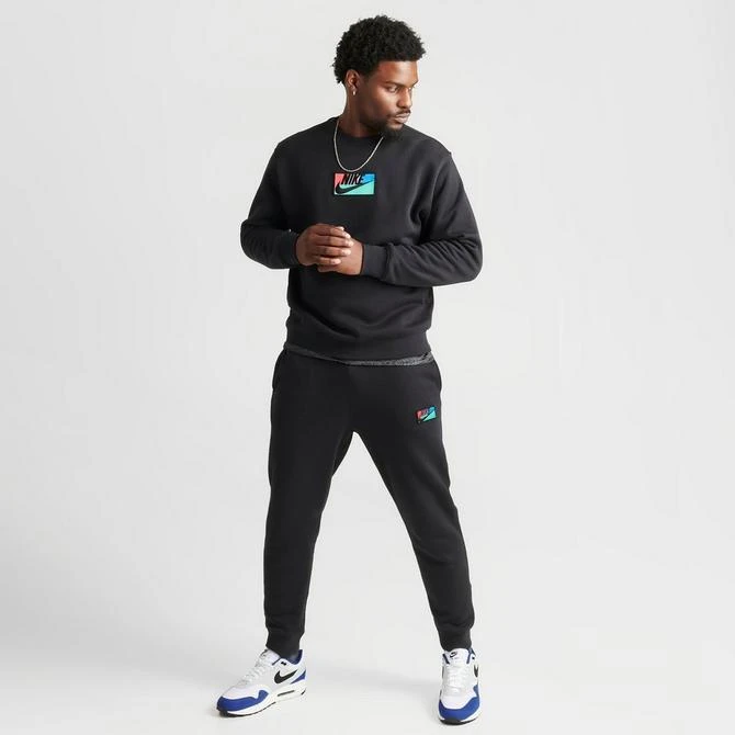 NIKE Men's Nike Club Fleece Logo Patch Jogger Pants 3