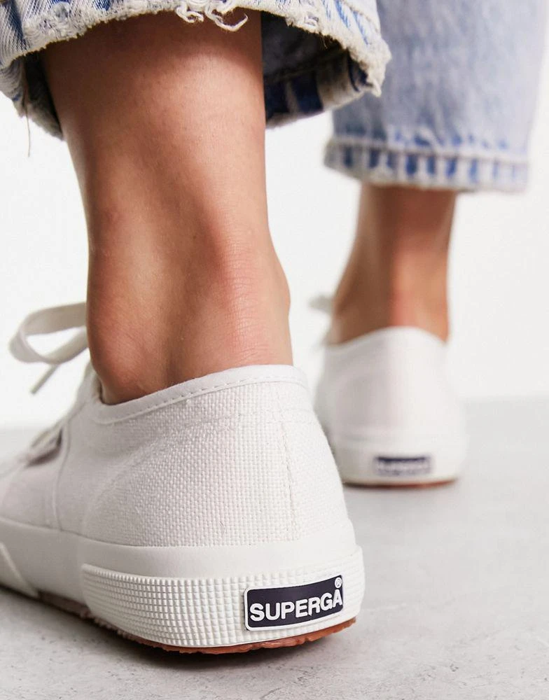 Superga Superga 2750 Cotu classic trainers in white 2