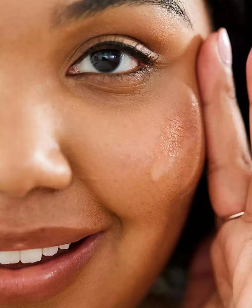 First Aid Beauty Hydrating Serum With Hyaluronic Acid 5