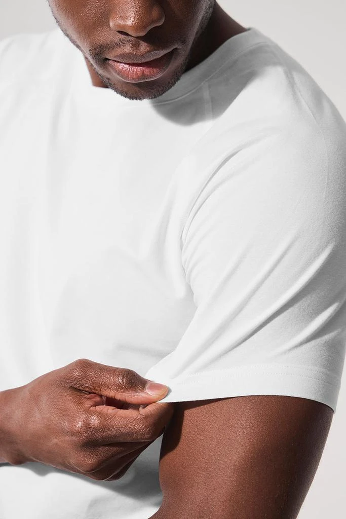 Alo Alo Vapor Crewneck Short Sleeve - White 4