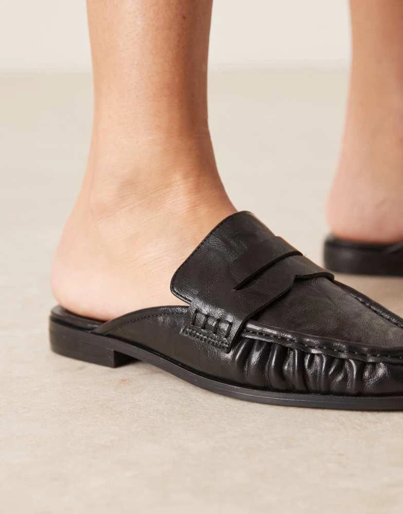 Asos Design Wide Fit ASOS DESIGN Wide Fit Mouse ruched detail loafer mules in black 2