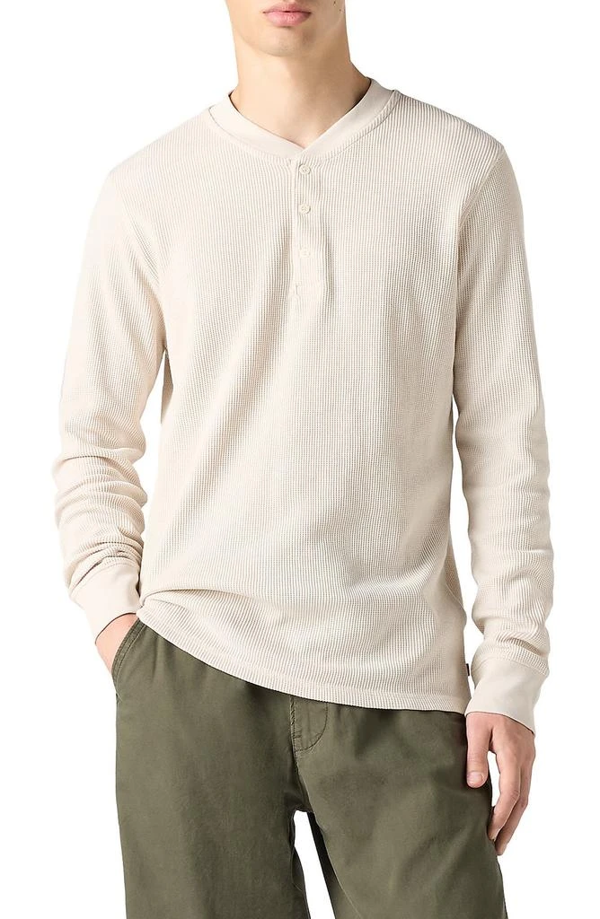 Levi
s Thermal Henley Shirt