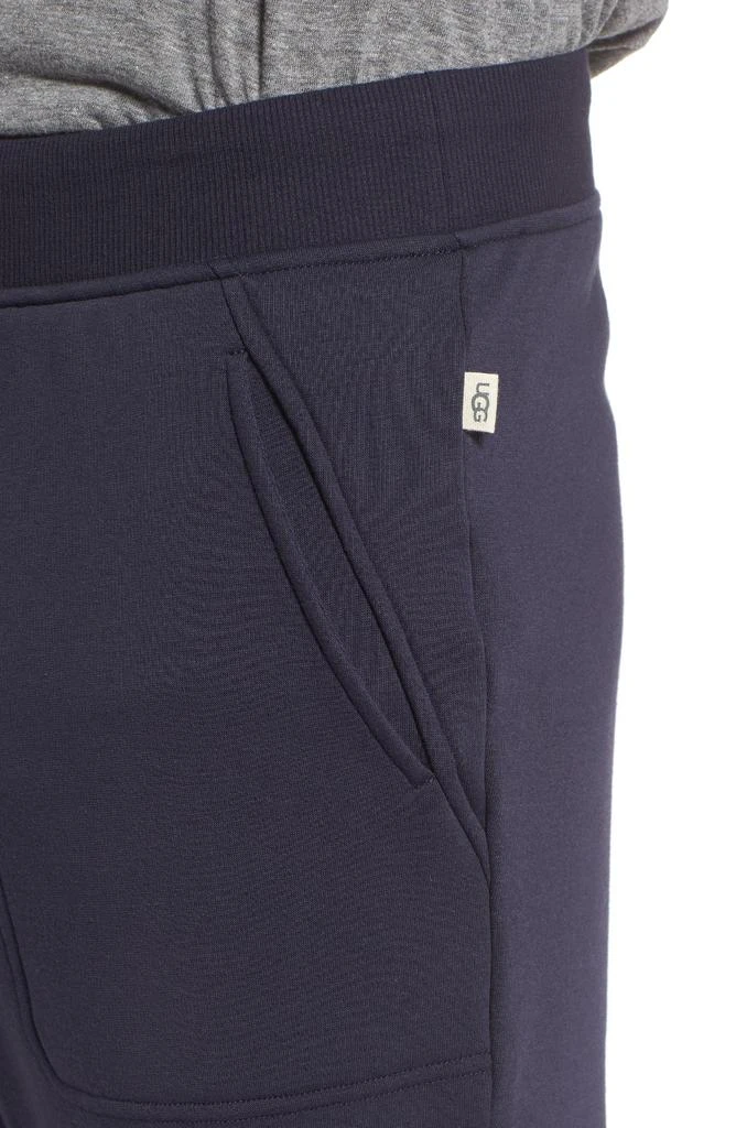 UGG Hank Joggers 4