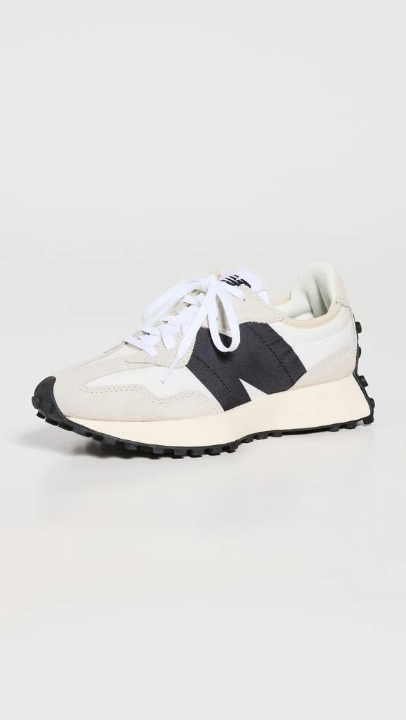 New Balance 327 Sneakers 1