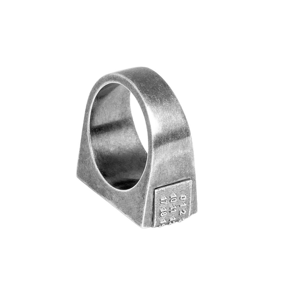 MM6 Maison Margiela 数字デザインリング 12 26432655_56475656_600.jpg