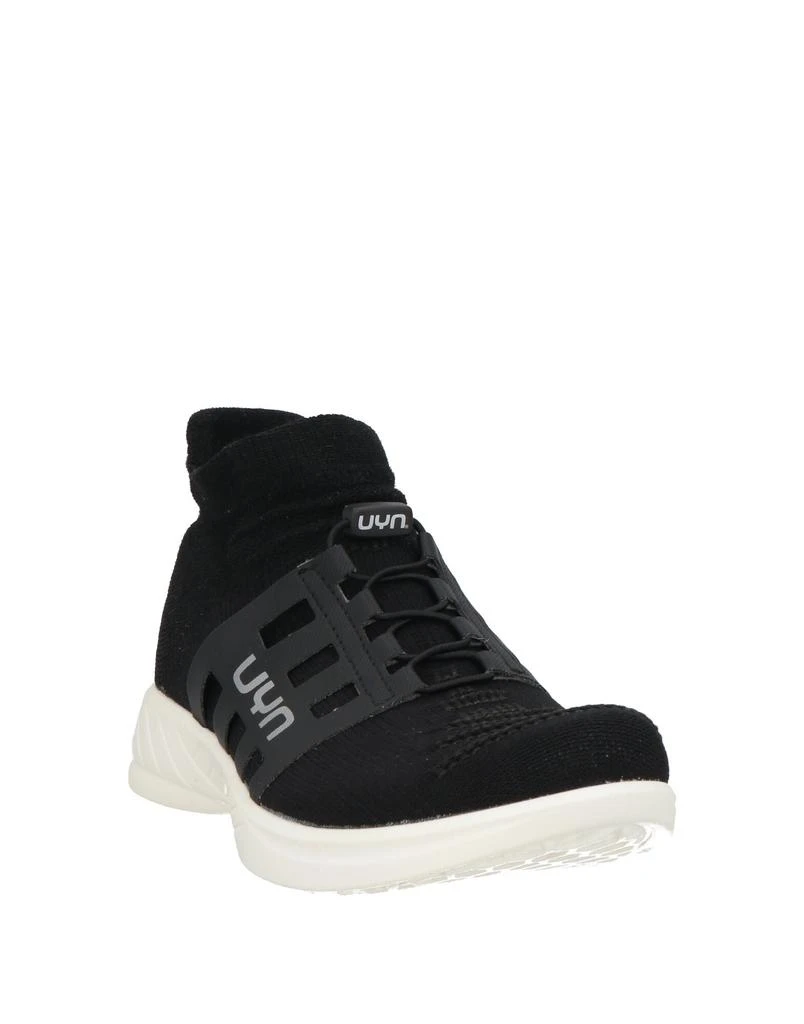 UYN Sneakers 2