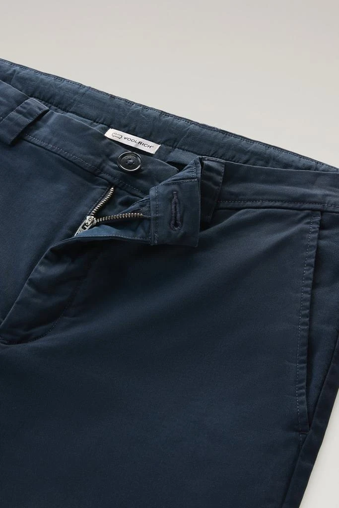 Woolrich Garment-Dyed Chino Pants in Stretch Cotton Twill - Men - Blue 5