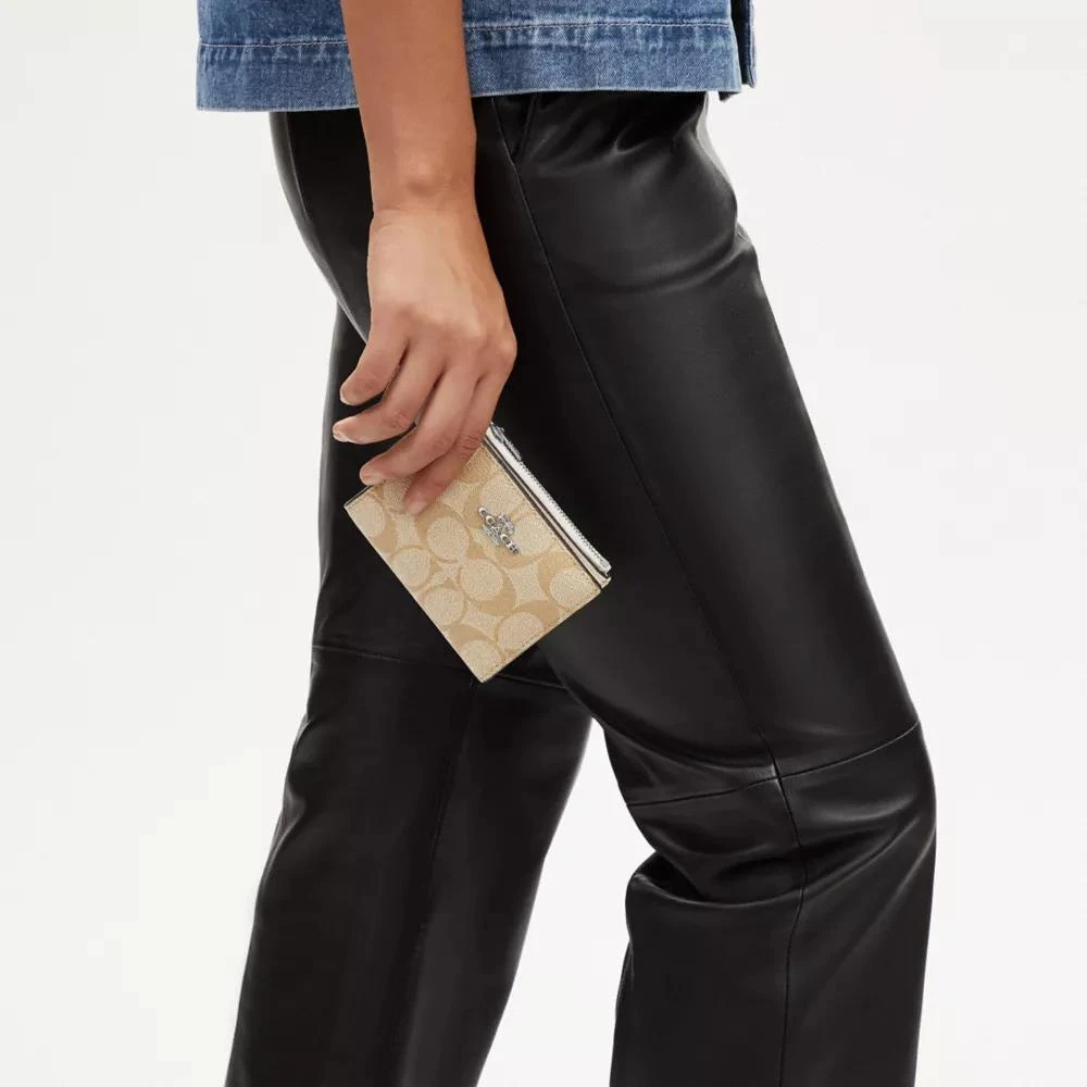 Coach Bifold Wallet In Signature Canvas 3
