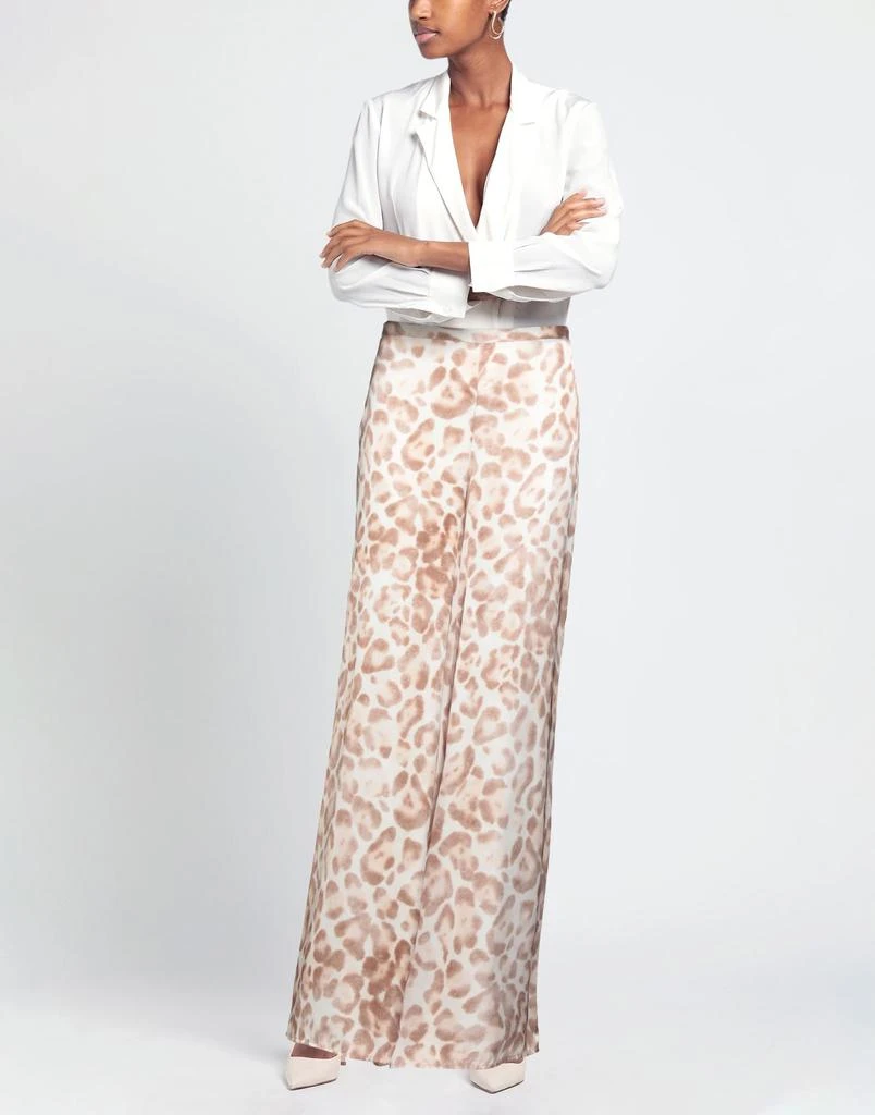 SIMONA CORSELLINI Casual pants 2