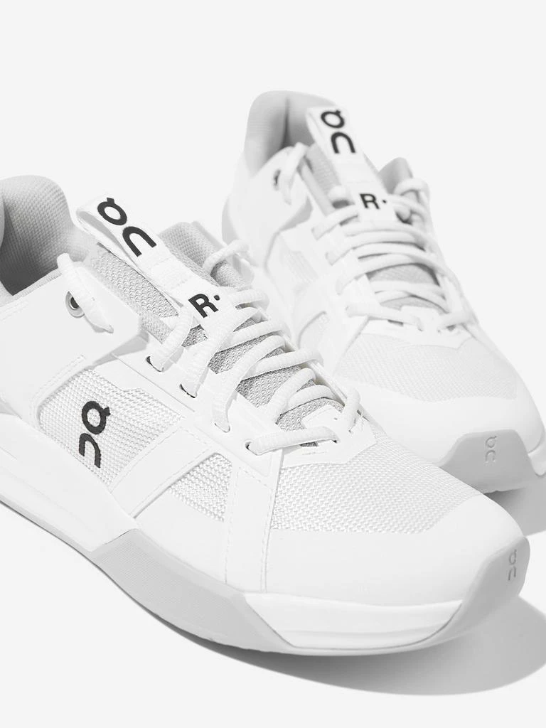 On Running On Running Kids The Roger CH Pro Youth Trainers in White 3