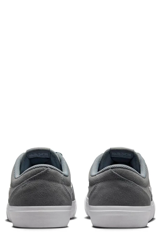 NIKE Charge Skate Sneaker 2