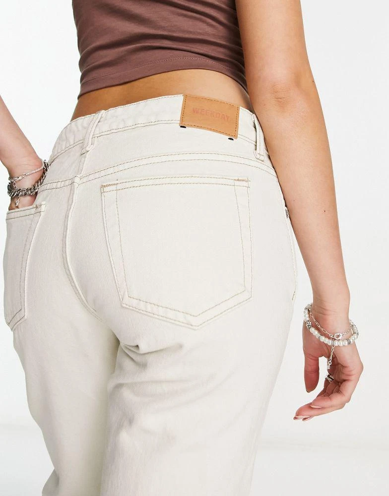 Weekday Weekday Arrow low rise straight leg jeans in chalk white 3