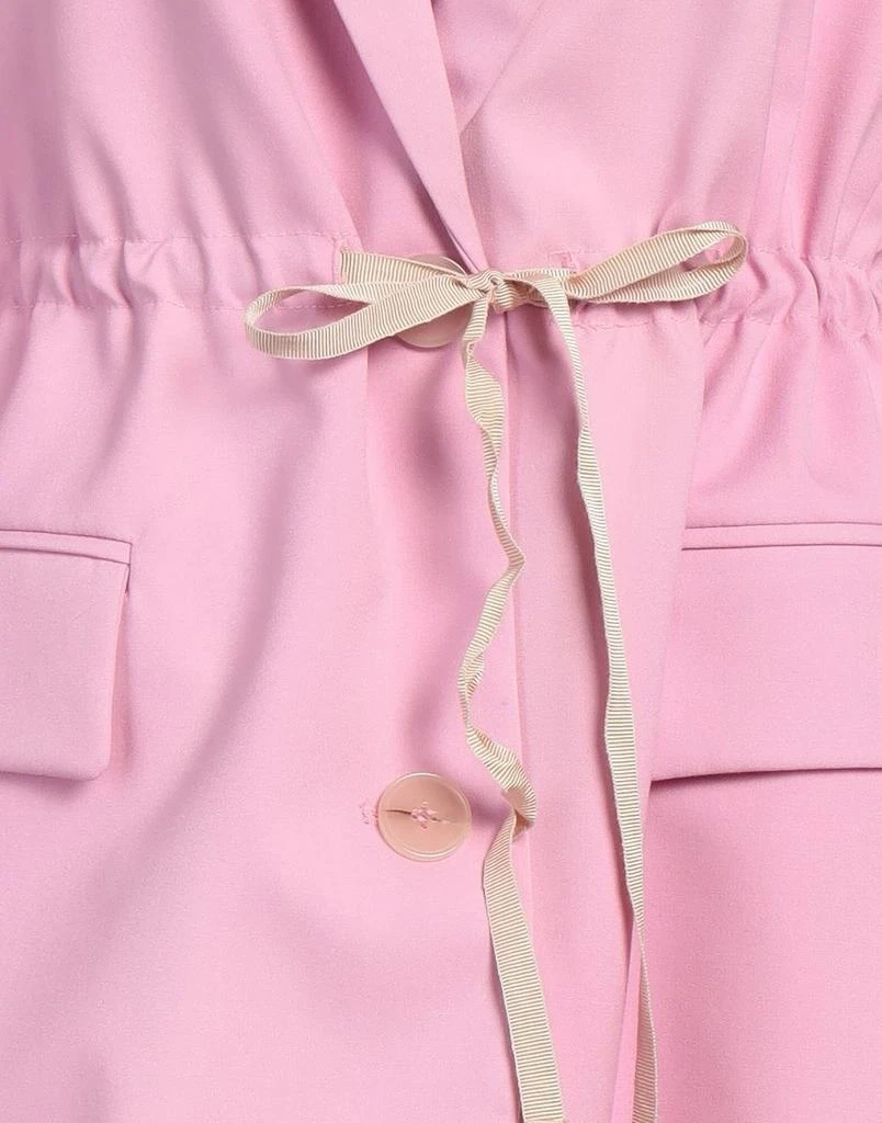 ATTIC AND BARN Blazer 4