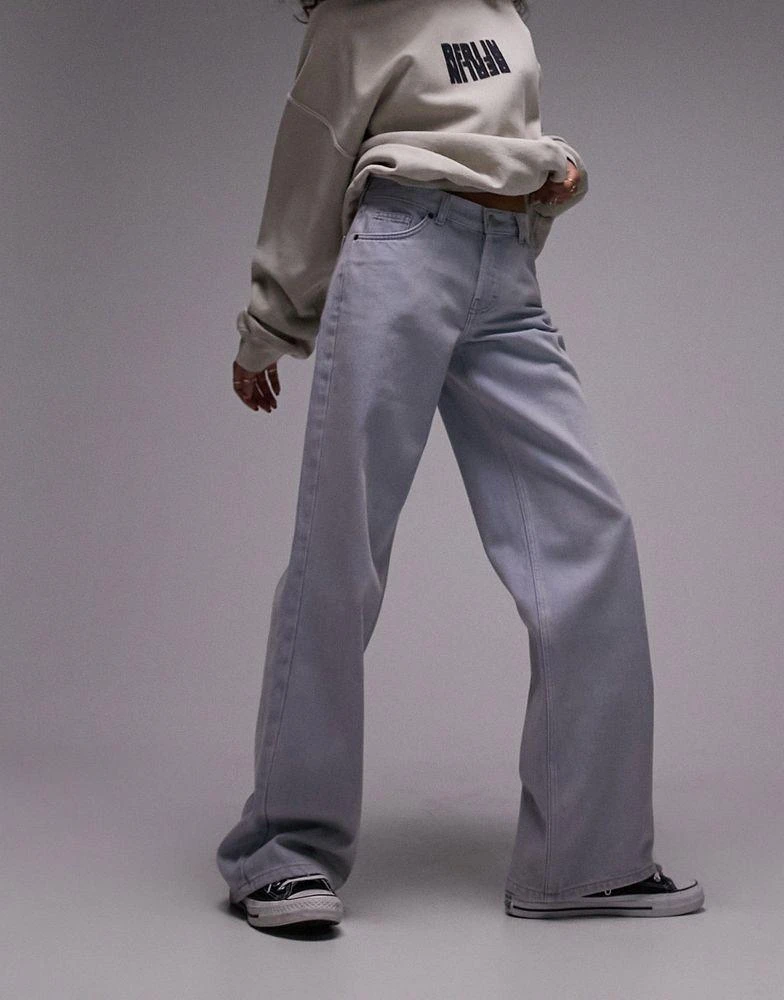 Topshop Topshop Ember low rise wide leg jean in ice blue 1