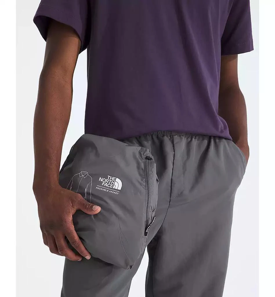 The North Face Men
s Easy Wind Jacket 6