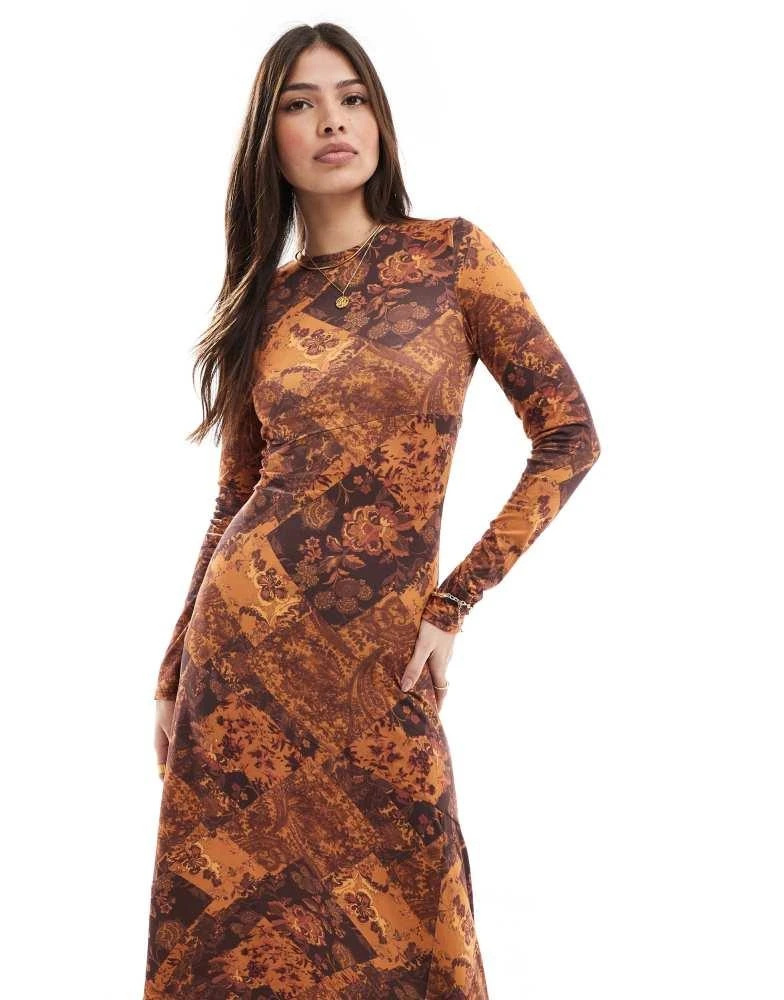 ASOS ASOS DESIGN long sleeve open back seam detail maxi dress in print 3