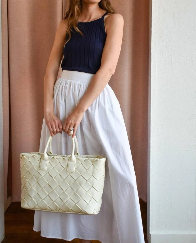 Moon River Mercado Maxi Skirt In White 4