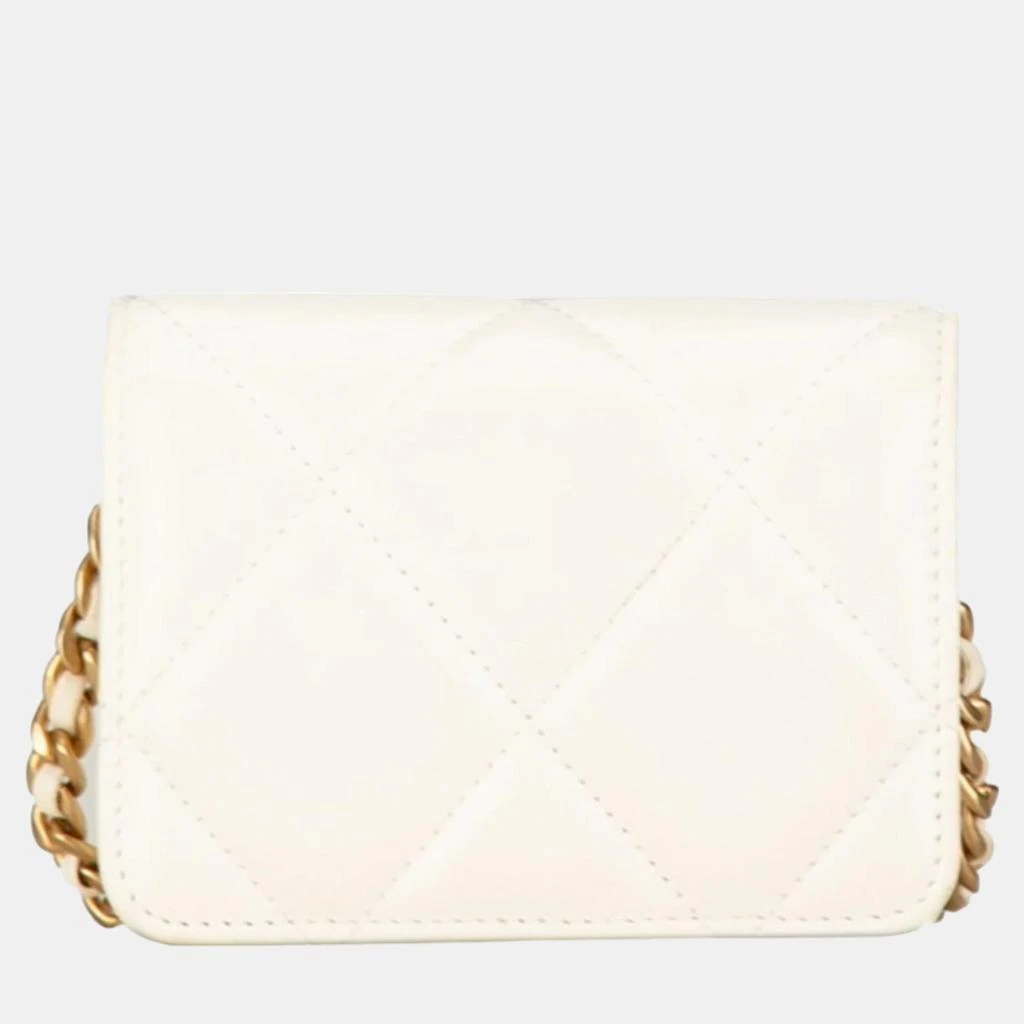 Chanel Chanel White Lambskin Leather 19 Wallet On Chain 3