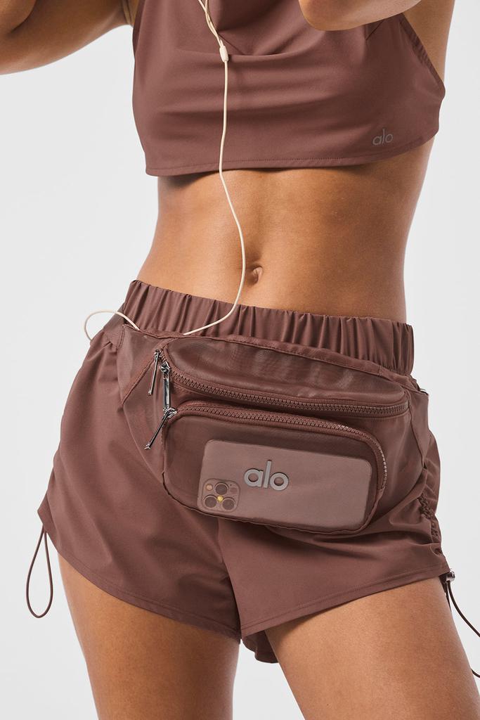 Alo Yoga Sheer Fanny Pack - Chestnut