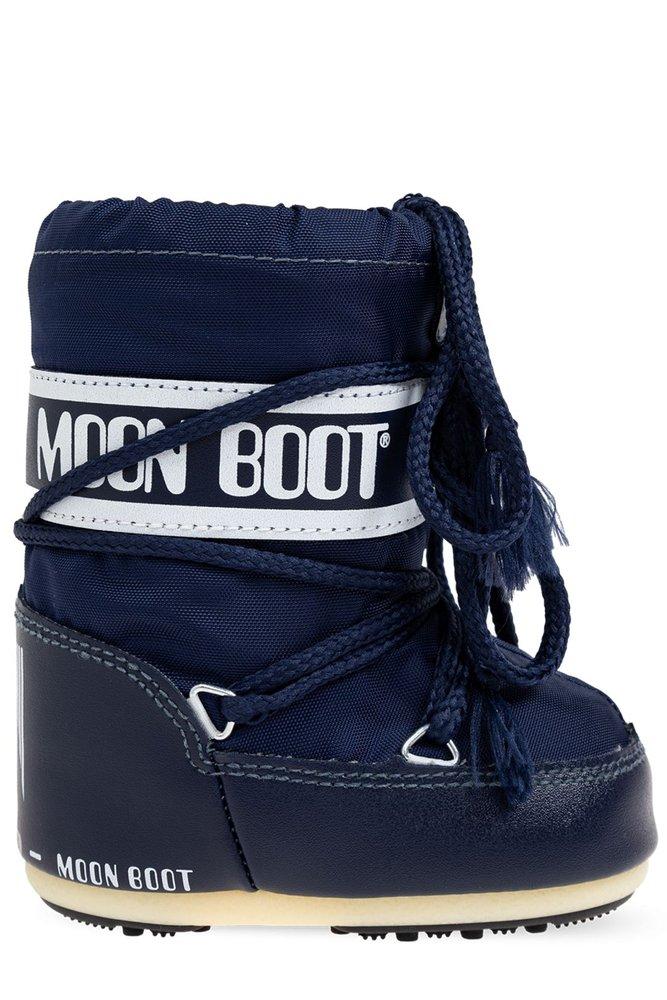 Toodler moon selling boots