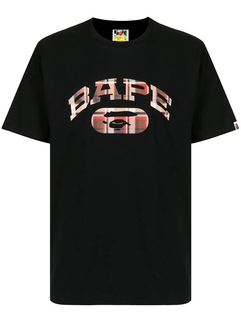 A BATHING APE® logo-print cotton T-Shirt - men 1