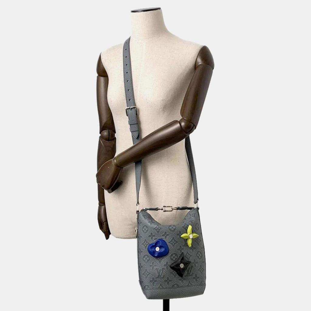 Louis Vuitton Louis Vuitton Gray Taurillon Leather Climbing Hobo Cruiser Bag Size Pm