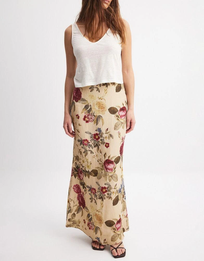 NA-KD NA-KD linen look maxi skirt in floral 1