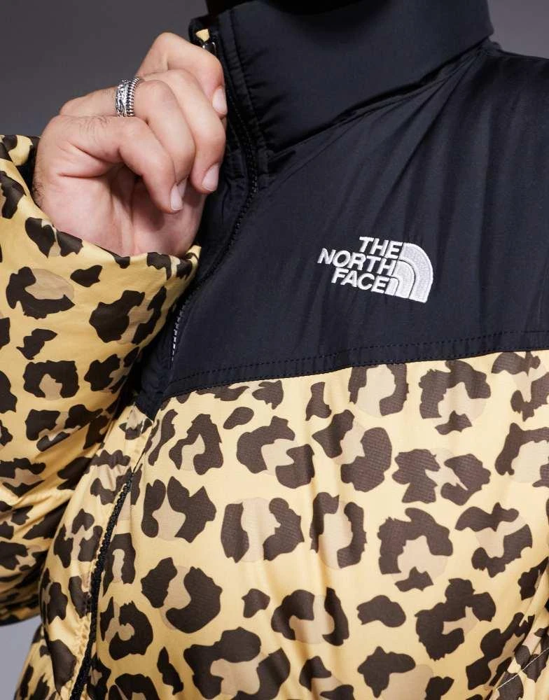 The North Face The North Face Saikuru logo puffer jacket in leopard print exclusive to ASOS 2