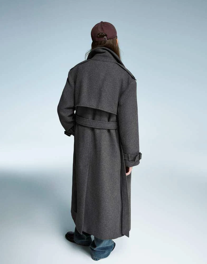 Bershka Bershka Oversize felt texture trench coat in grey 3