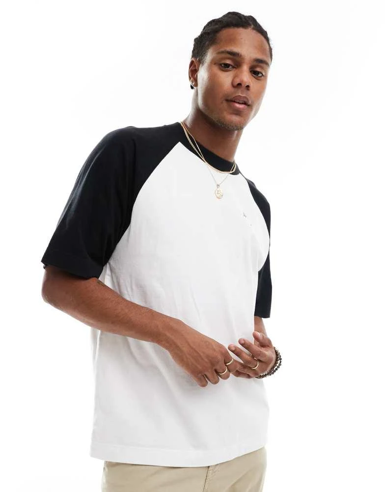 HOLLISTER Hollister back print heavyweight boxy fit raglan baseball t-shirt in white/black 3