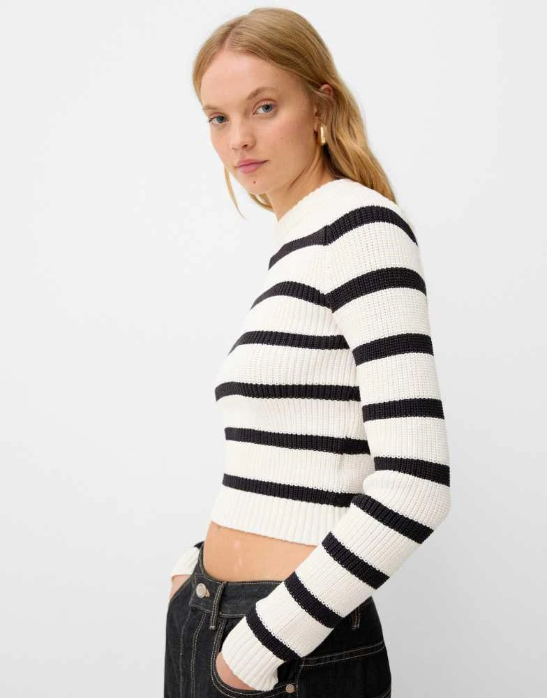 Bershka Bershka round neck sweater in black 3