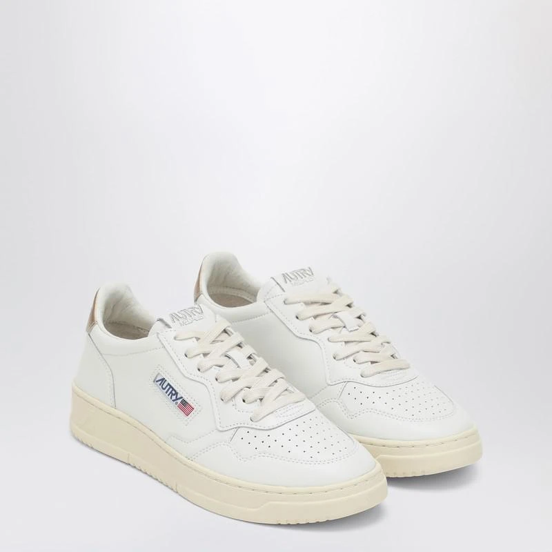 Autry Medalist white/gold leather trainer 2