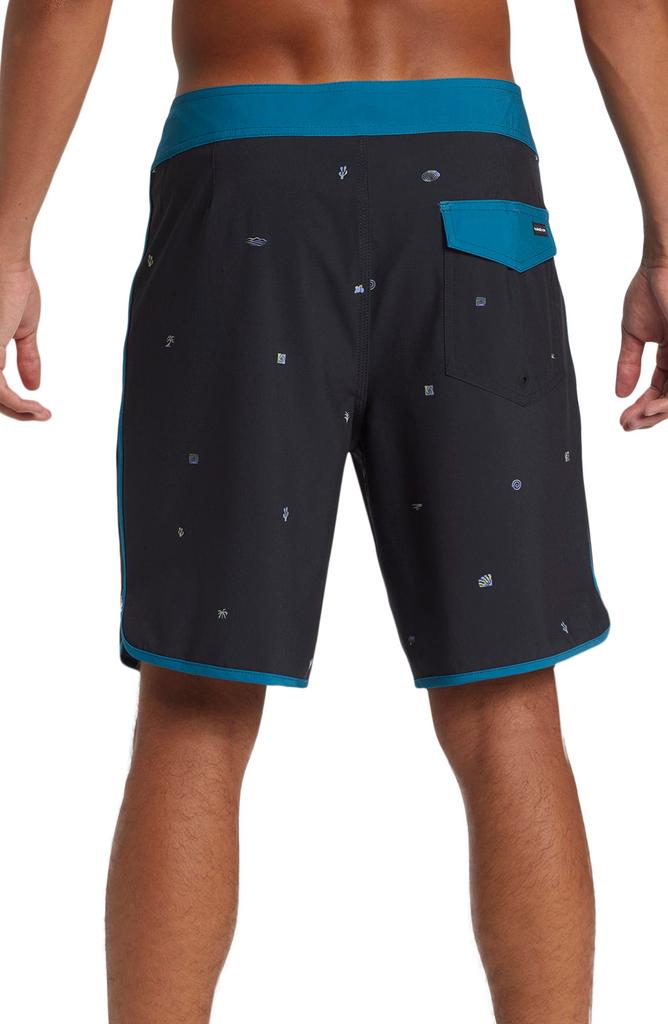 Quiksilver Surfsilk Scallop Board Shorts