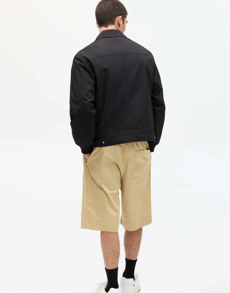 Pull&Bear Pull&Bear Lightweight jacket with lapel collar in black 4