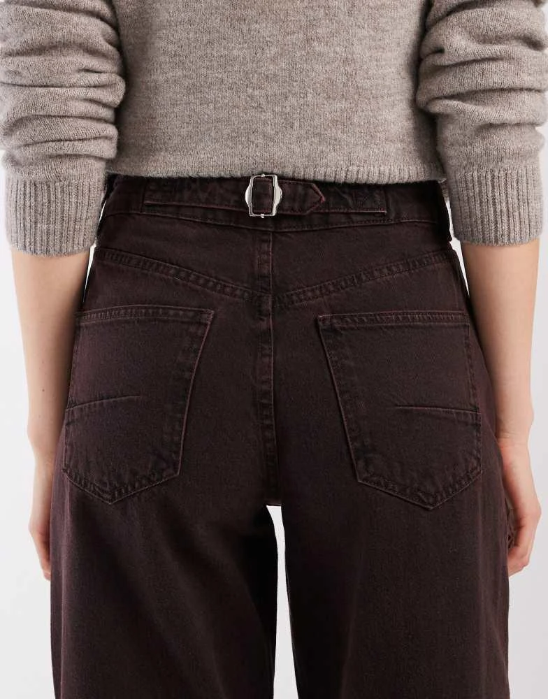 ASOS ASOS DESIGN ankle grazer barrel jeans with cinch waist in burgundy 4