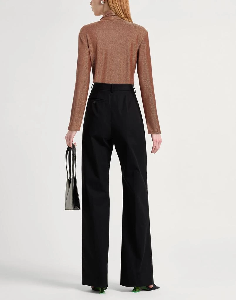 CALIBAN Turtleneck 3