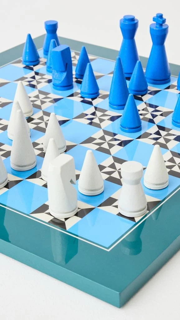 PRINTWORKS Lacquered Chess Set 2