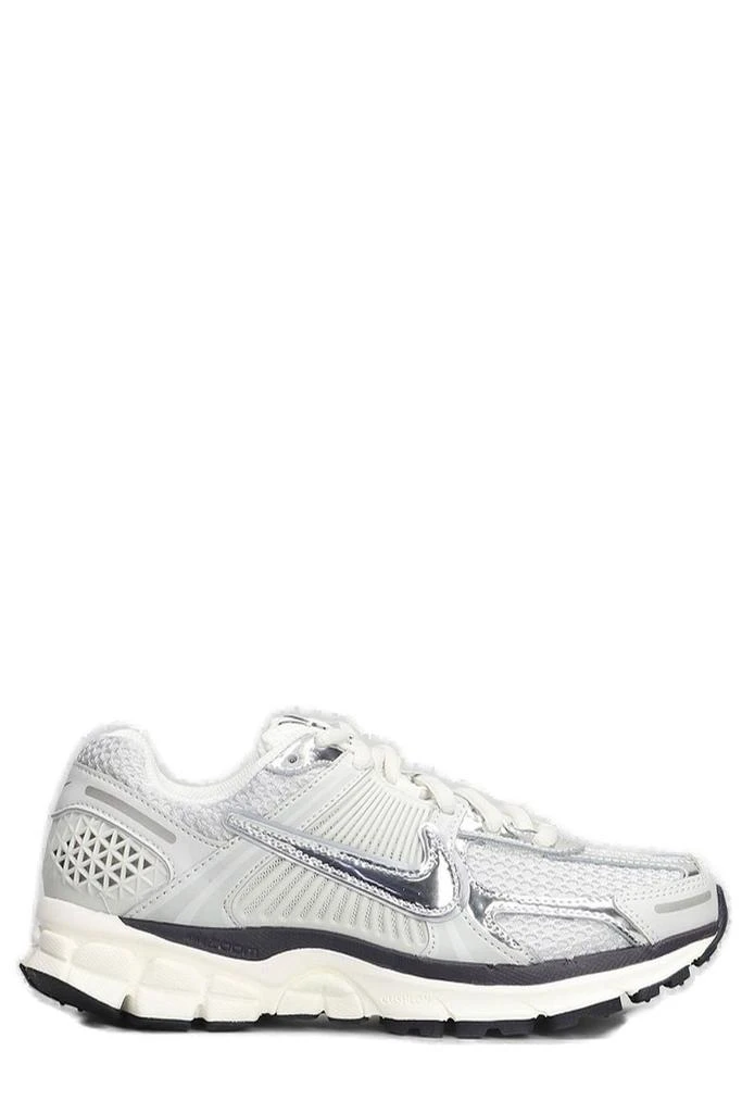 Nike Vomero 5 NA70 White and Silver Running Shoes Nike Zoom Vomero 5 sneakers in white and metallic silver | ASOS main image 2