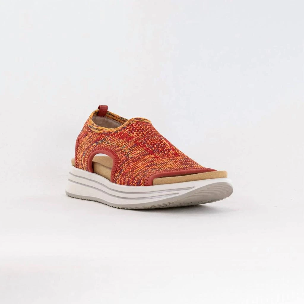 Remonte Women's Jocelyn Sandal In Orange 1