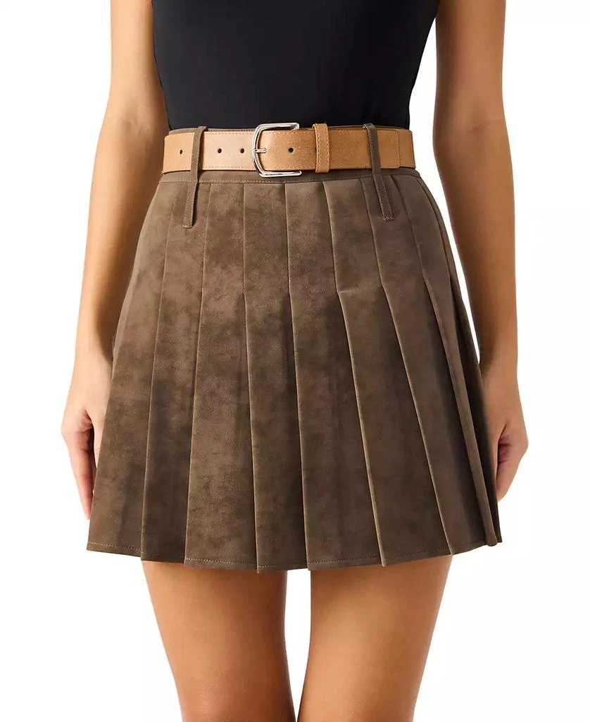 Steve Madden Women display picture 1