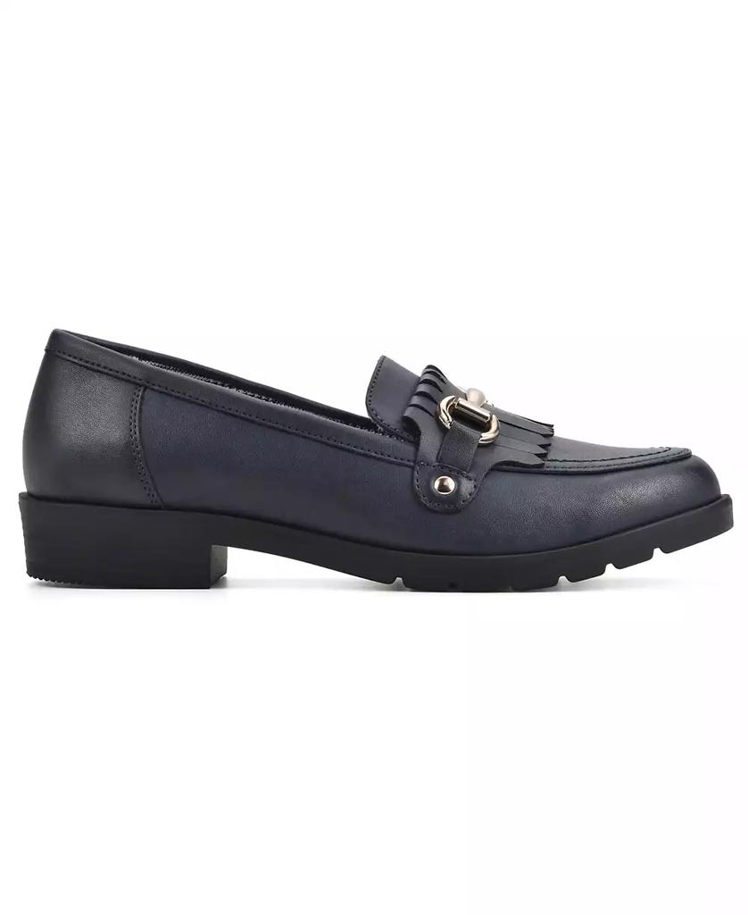 White Mountain Women's Galeena Chain Detail Flat