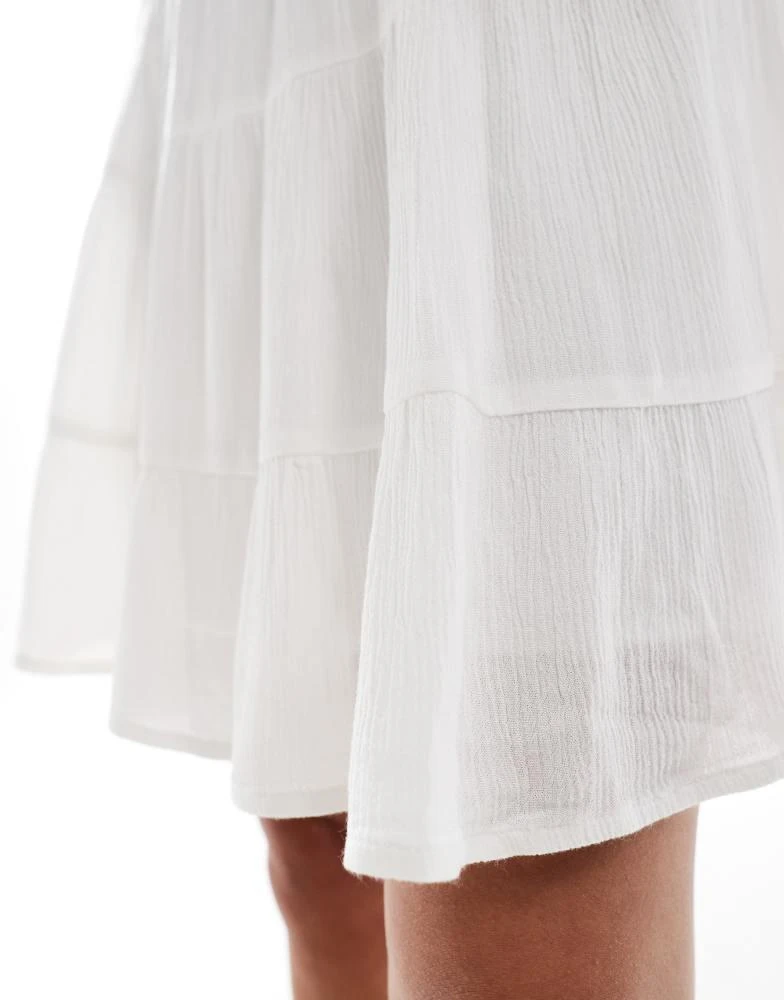 Stradivarius Stradivarius linen look tiered mini skirt in white 5