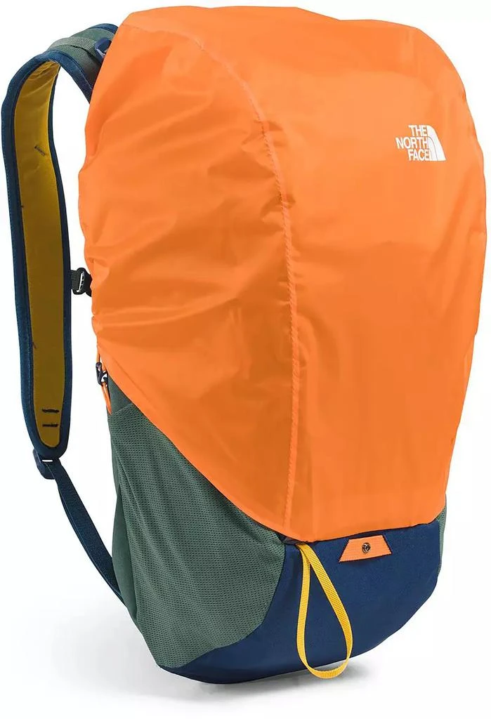 The North Face The North Face Basin 18 Daypack 7