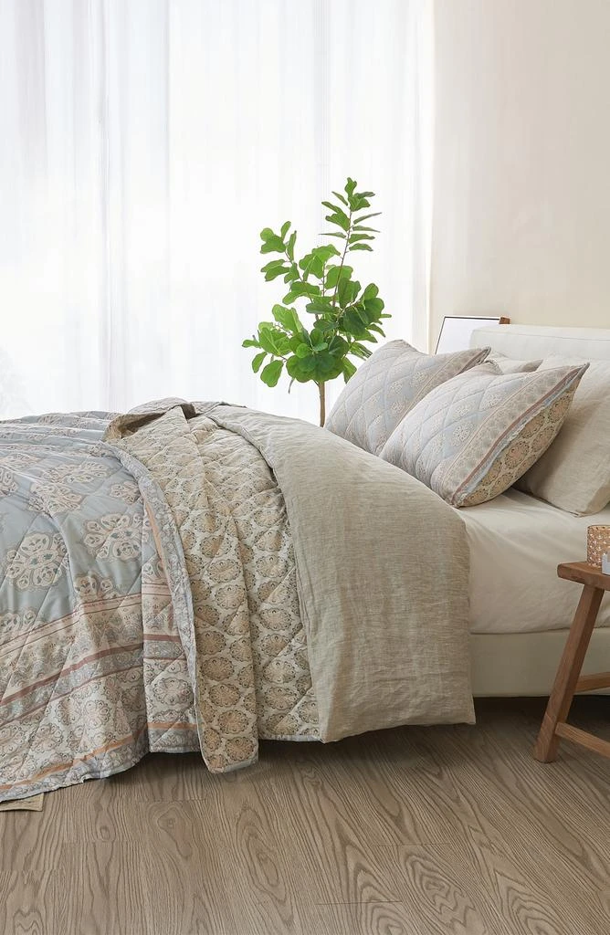 Patina Vie Maison Patina Vie Reversible Comforter & Sham Set 4