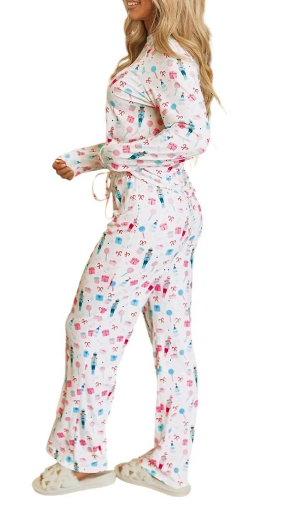 Little Daisy Closet Holiday Pajamas In White 2