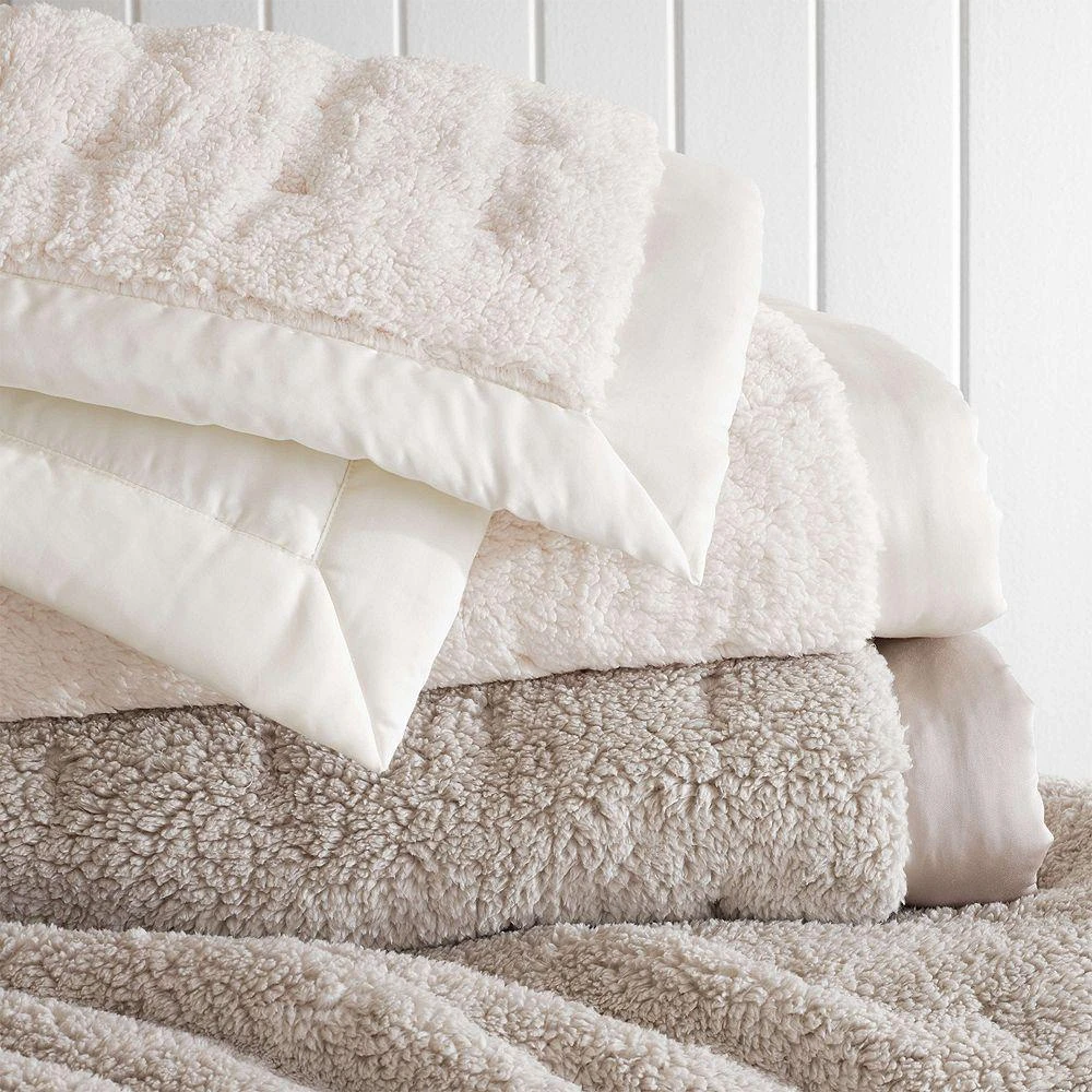 Annie Selke Marshmallow Fleece Puff Coverlet, King 4