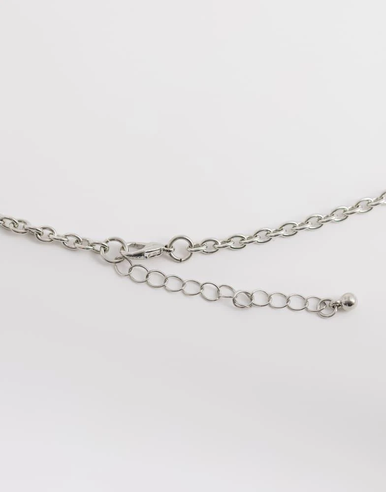 Reclaimed Vintage Reclaimed Vintage longline necklace with heart mirror locket in silver 4