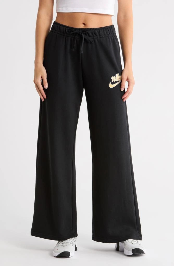 NIKE Club Logo Fleece Pants