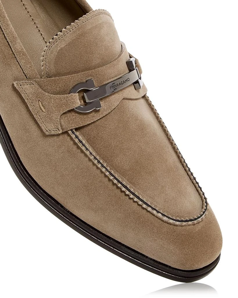 Salvatore Ferragamo Men display picture 1