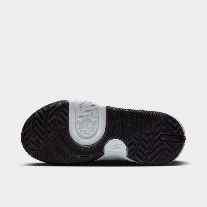 NIKE Little Kids' Nike Team Hustle D 11 Stretch Lace Basketball Shoes 6